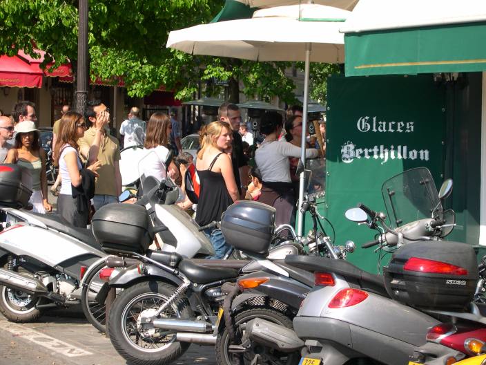  marchand de glaces Berthillon (île Saint-Louis)